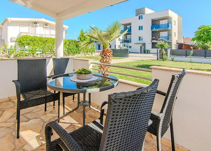 App Juracak 2 By Interhome Apartman Nin